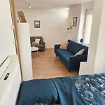 Appartamento Maisonnette En Duplex Avec Jardin-babyfoot Et Billard *