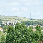 Maisonnette En Duplex Avec Jardin-babyfoot Et Billard Outreau