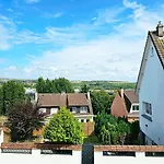 Appartamento Maisonnette En Duplex Avec Jardin-babyfoot Et Billard Outreau