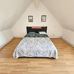Maisonnette En Duplex Avec Jardin-babyfoot Et Billard Appartamento *