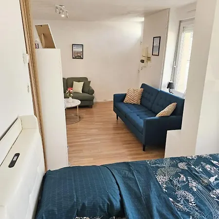 شقة Maisonnette En Duplex Avec Jardin-babyfoot Et Billard *
