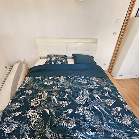 Apartmán Maisonnette En Duplex Avec Jardin-babyfoot Et Billard