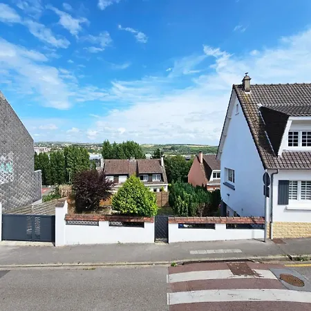 شقة Maisonnette En Duplex Avec Jardin-babyfoot Et Billard