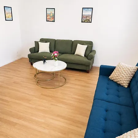 Maisonnette En Duplex Avec Jardin-babyfoot Et Billard شقة *