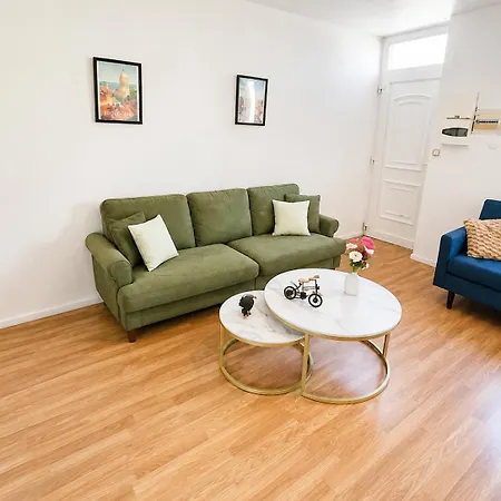 Maisonnette En Duplex Avec Jardin-babyfoot Et Billard شقة