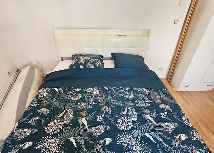 Апартаменты Maisonnette En Duplex Avec Jardin-babyfoot Et Billard