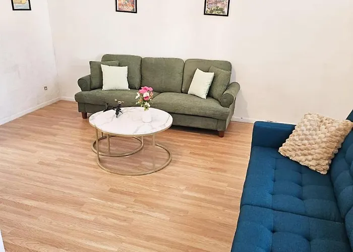 Maisonnette En Duplex Avec Jardin-babyfoot Et Billard Апартаменты