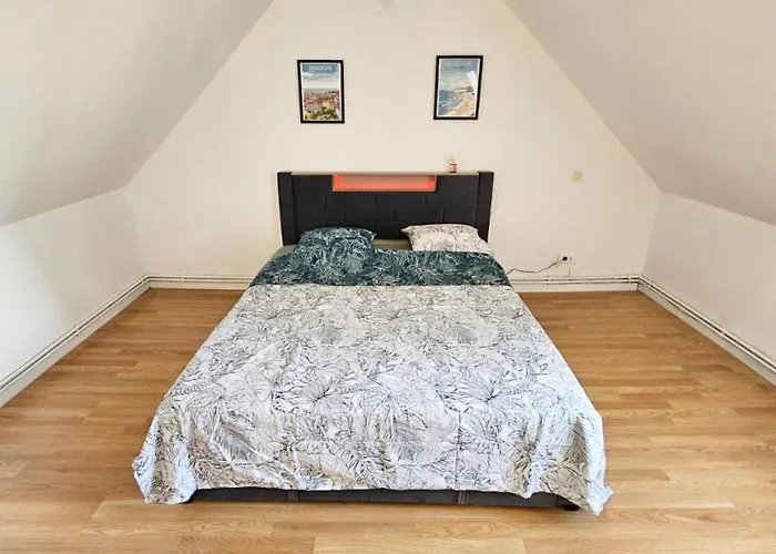 Maisonnette En Duplex Avec Jardin-babyfoot Et Billard Апартаменты *