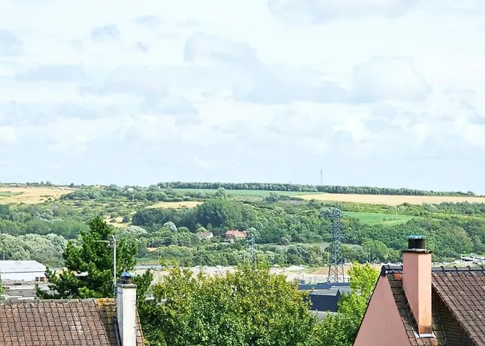 Maisonnette En Duplex Avec Jardin-babyfoot Et Billard Апартаменты Outreau
